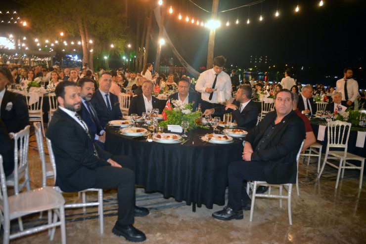 Beşiktaş Kulübü Başkanı Çebi'den genel kurul çağrısı