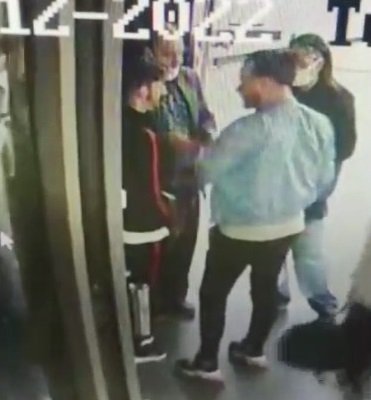 Bin 500 euroyu el çabukluğuyla çaldılar