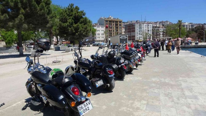 ’Büyük Anadolu Sürüşü’nde motorseverler Sinop’ta