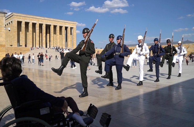 Engelli Yasemin'in hayali gerçek oldu