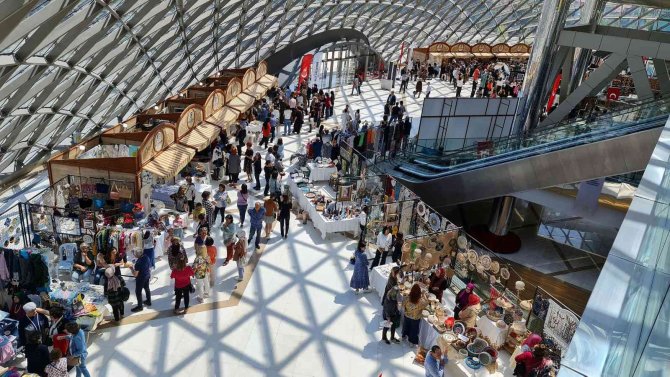 Geçmişin altın izleri görücüye çıktı