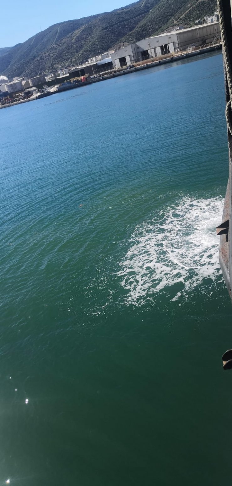 İzmit Körfezi'ni kirleten gemiye 1 milyon 746 bin TL ceza