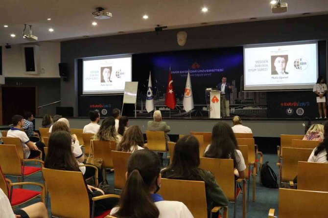 Öğrenciler sordu, iş dünyası cevapladı: ‘Dijital dönüşümden korkmamalıyız’