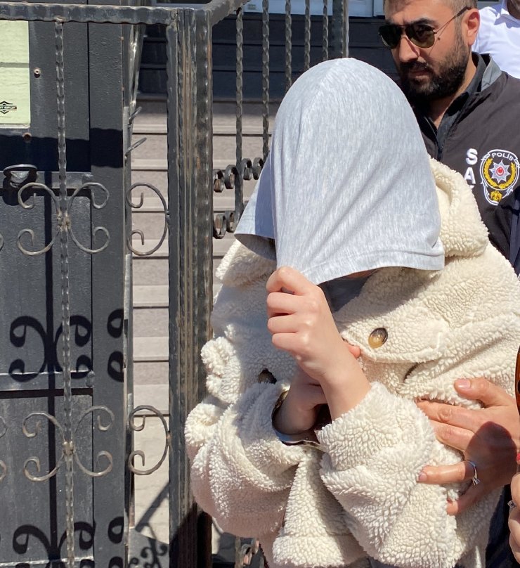 Önce kuaför, ardından da ifadesi alınan arkadaşı sırra kadem bastı