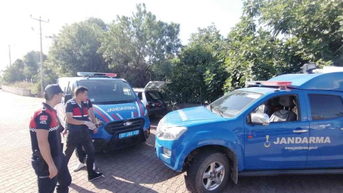 22 yaşındaki genç av tüfeğiyle vurularak ölmüş halde bulundu