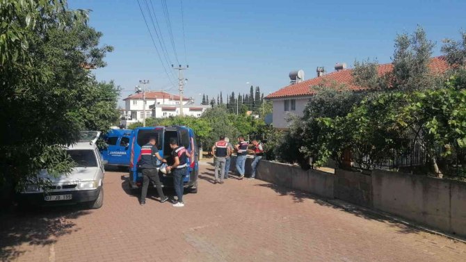 22 yaşındaki genç av tüfeğiyle vurularak ölmüş halde bulundu