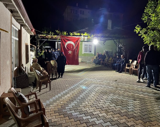 Şehit Erbaşı'nın ailesine acı haber verildi