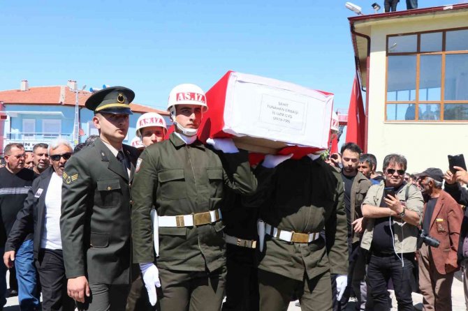 Aksaraylı şehit dualarla son yolculuğuna uğurlandı