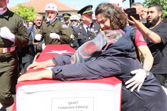 Aksaraylı şehit dualarla son yolculuğuna uğurlandı