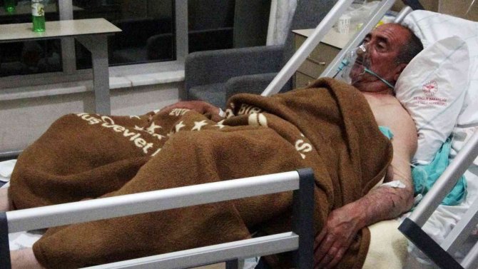 Domuzun yaraladığı 60 yaşındaki vatandaşın yardımına jandarma koştu