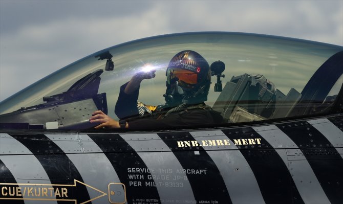 SOLOTÜRK, yeni manevrasıyla F-16 sınırlarını aştı