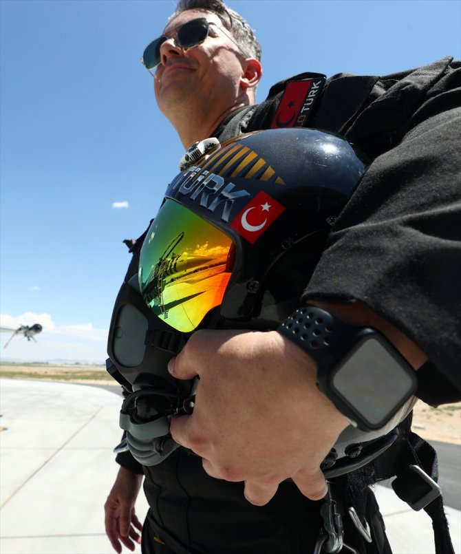 SOLOTÜRK, yeni manevrasıyla F-16 sınırlarını aştı