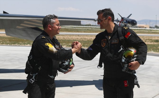 SOLOTÜRK, yeni manevrasıyla F-16 sınırlarını aştı