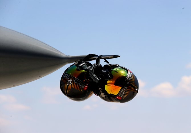 SOLOTÜRK, yeni manevrasıyla F-16 sınırlarını aştı