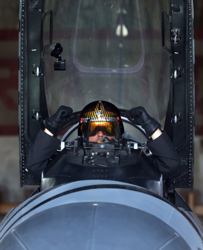 SOLOTÜRK, yeni manevrasıyla F-16 sınırlarını aştı