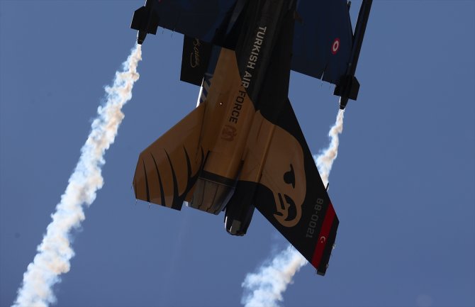 SOLOTÜRK, yeni manevrasıyla F-16 sınırlarını aştı