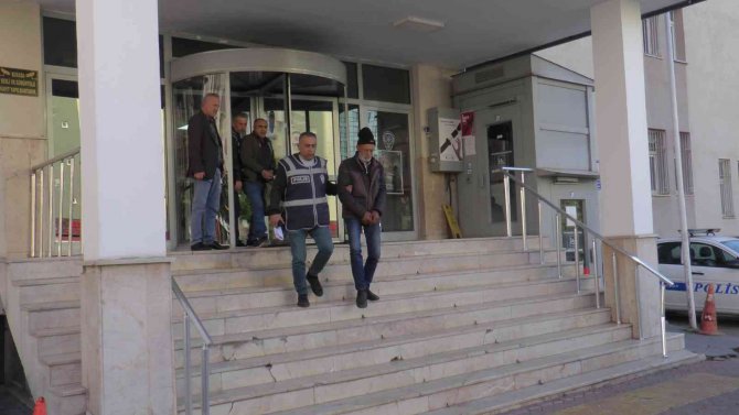 Hapis cezası bulunan 9 kişi yakalandı