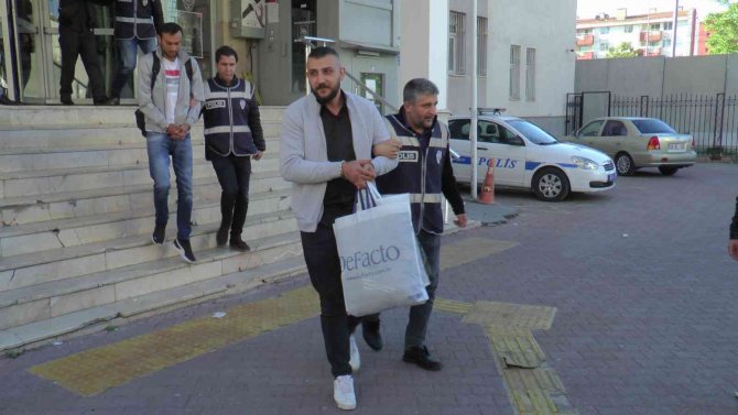 Hapis cezası bulunan 9 kişi yakalandı