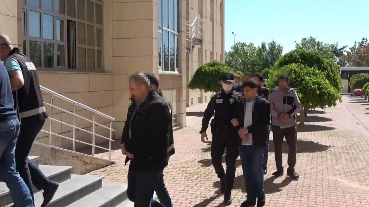 Konya'da FETÖ operasyonuna 15 tutuklama