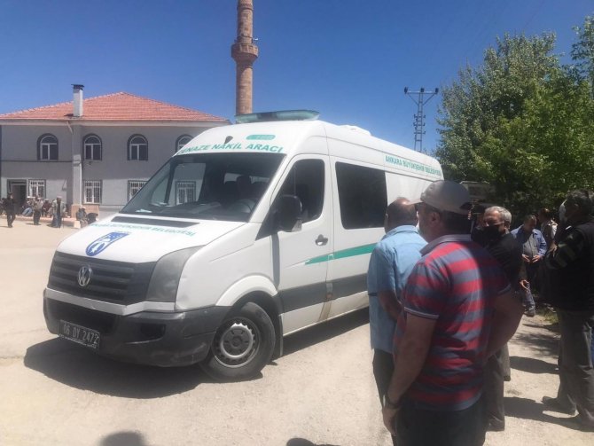 Mera kavgasında baba-oğul öldürüldü