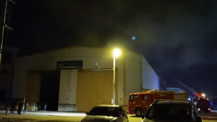 Metal fabrikasında yangın