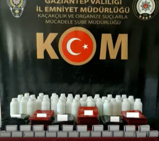 Polisin kaçak ilaç ve nargile operasyonu