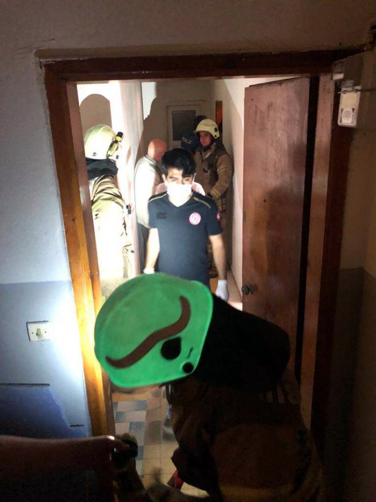 Yalnız yaşadığı evde cesedi bulundu