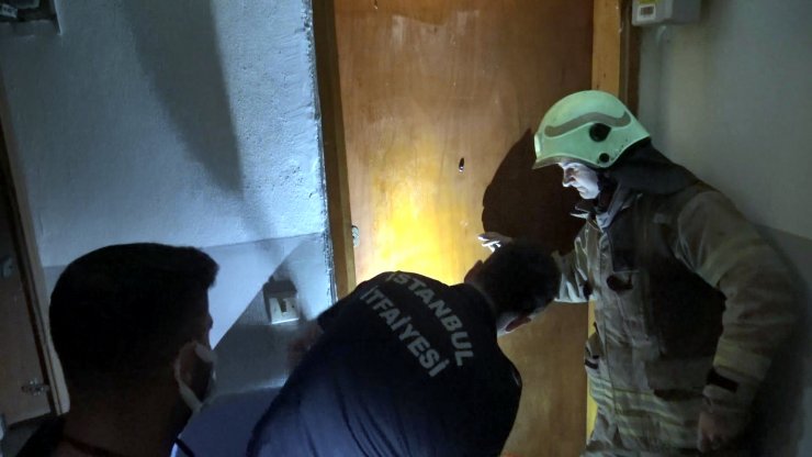 Yalnız yaşadığı evde cesedi bulundu