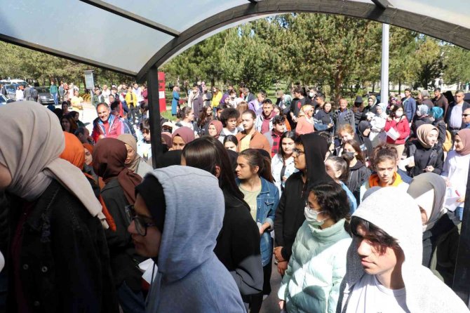 YKS heyecanı erken yaşandı