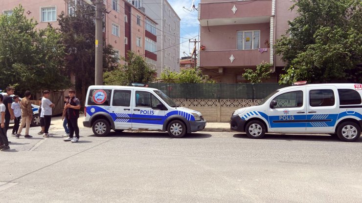 Anne, 6 yaşındaki kızını bıçaklayarak öldürdü