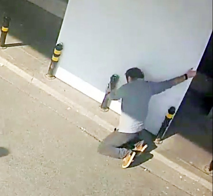 Kalp krizi geçirdiğini anlayan doktor acile sürdü