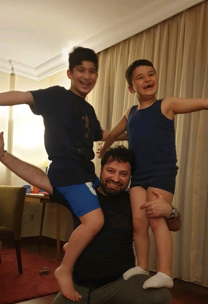 Kalp krizi geçirdiğini anlayan doktor acile sürdü