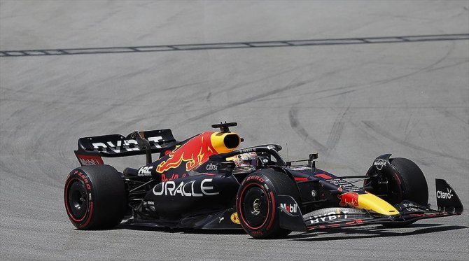 F1 İspanya Grand Prix'sini Verstappen kazandı