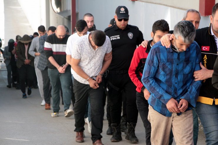 70 yaşındaki kadını ‘Adınız FETÖ soruşturmasına karıştı’ yalanıyla dolandırmışlar