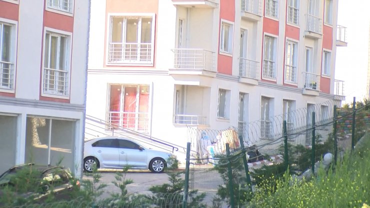 10’uncu kattan düşen 17 yaşındaki Rabia öldü