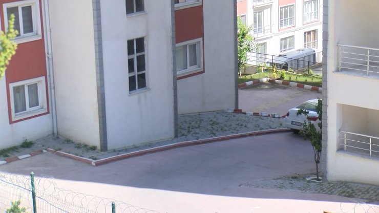 10’uncu kattan düşen 17 yaşındaki Rabia öldü