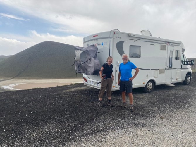 Meke Gölü karavanlı yabancı turistleri misafir ediyor