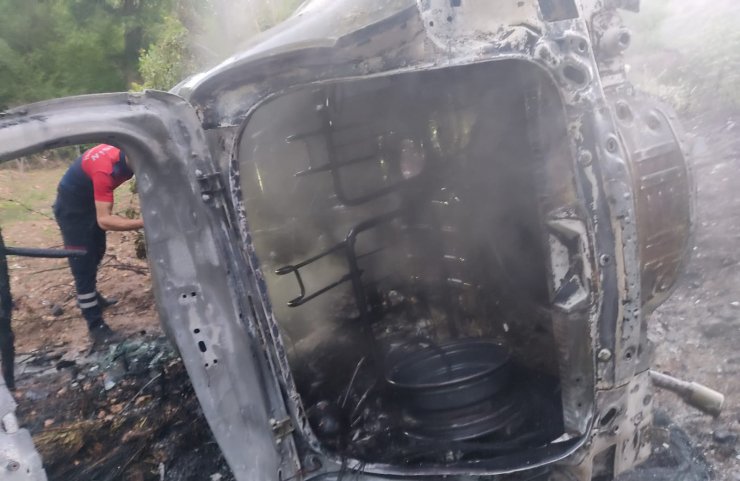 İki kaza: 3 ölü, 4 yaralı