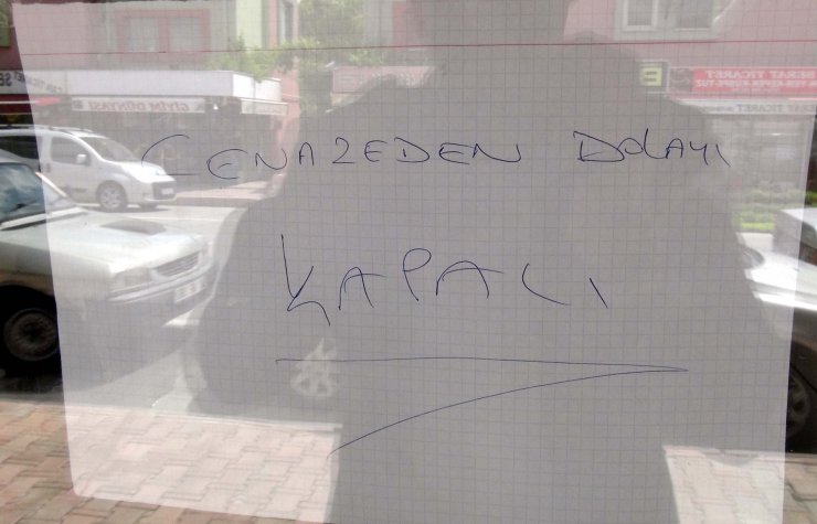 Kahvehanede bıçaklı kavga: 1 ölü