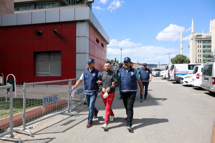 Motosiklet sürücüsünü vuran 2 şüpheli yakalandı