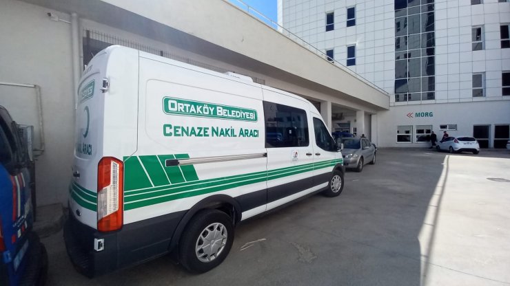 Öldürdüğü arkadaşını mandıranın foseptiğine gömmüş