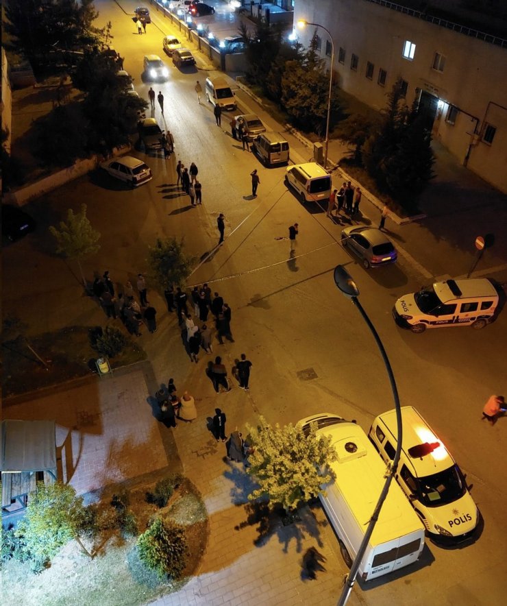 Silahlı saldırıya uğrayan motosiklet sürücüsü hayatını kaybetti