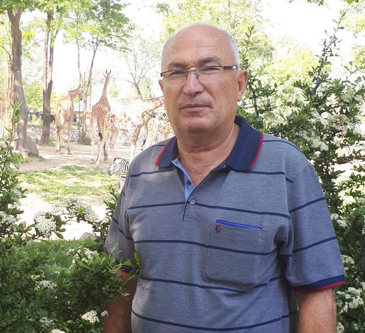 Traktör devrildi: 2 ölü