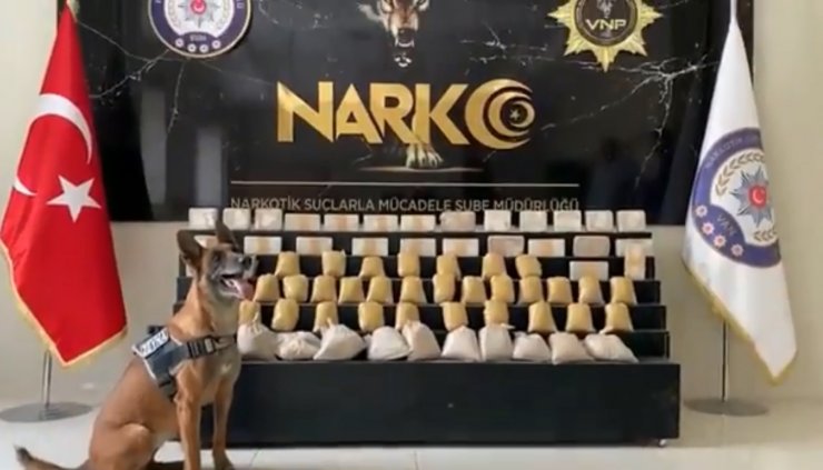 Van'da 42 kilo eroin ele geçirildi: 1 gözaltı