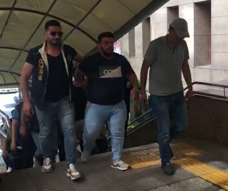 Yasadışı bahis sitesine operasyon; 24 gözaltı