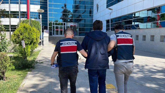 2 ildeki terör örgütü PKK operasyonunda 3 zanlı tutuklandı