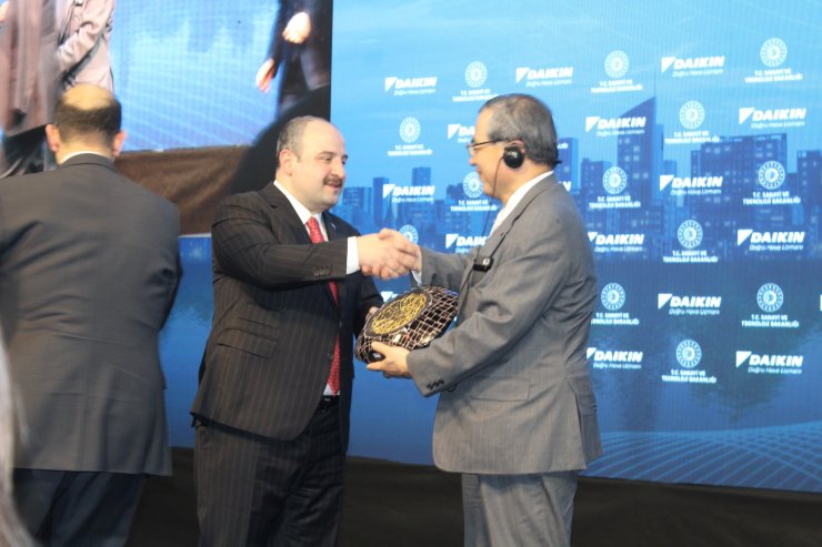 Bakan Varank: Ülkemizde yatırım yapan herkes kazanmaya devam edecek