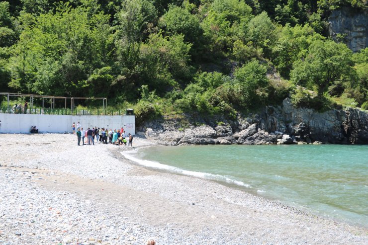 Boğulmak üzereyken kurtarılan üniversiteli gencin hayati tehlikesi sürüyor