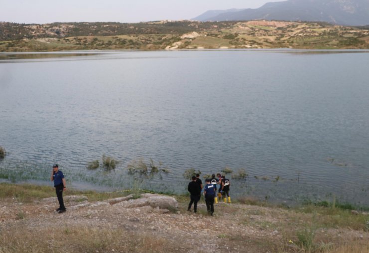 Kayıp olarak aranıyordu, baraj gölünde cesedi bulundu
