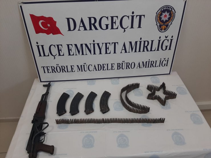 Metruk binada otomatik tüfek ele geçirildi